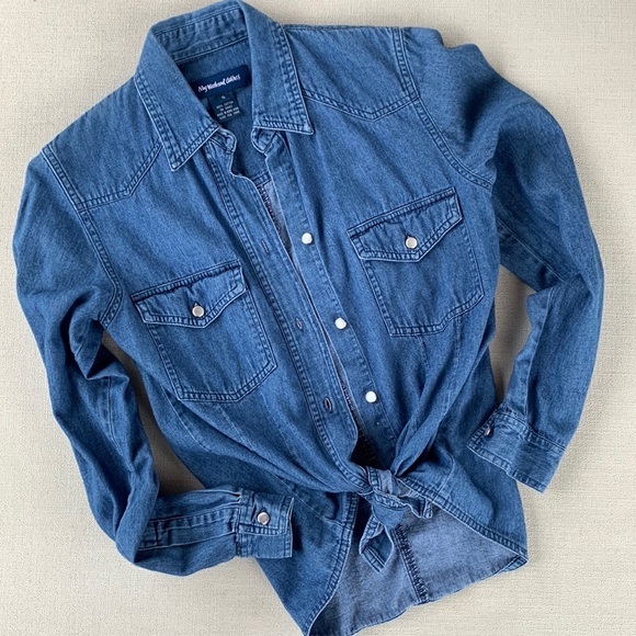 My Weekend Clothes Tops - SALE❤️ Vintage MY WEEKEND CLOTHES Denim Chambray Pearl Western Button Down Shirt